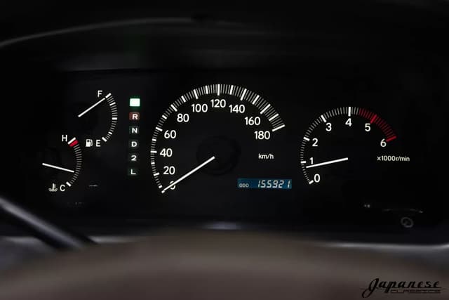 1999 Toyota Grand Hiace JDM car for sale — photo 12 of 25