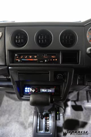 1996 Suzuki Jimny JDM car for sale — photo 10 of 25