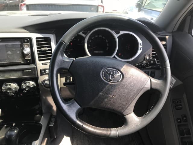 2007 Toyota Hilux Surf JDM car for sale — photo 17 of 21