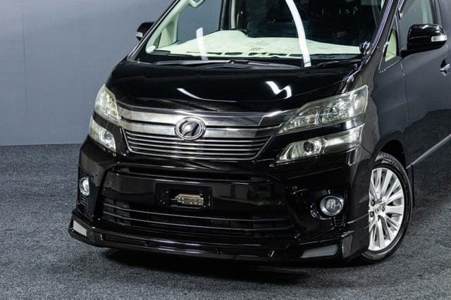 2012 Toyota Vellfire JDM car for sale — photo 2 of 19