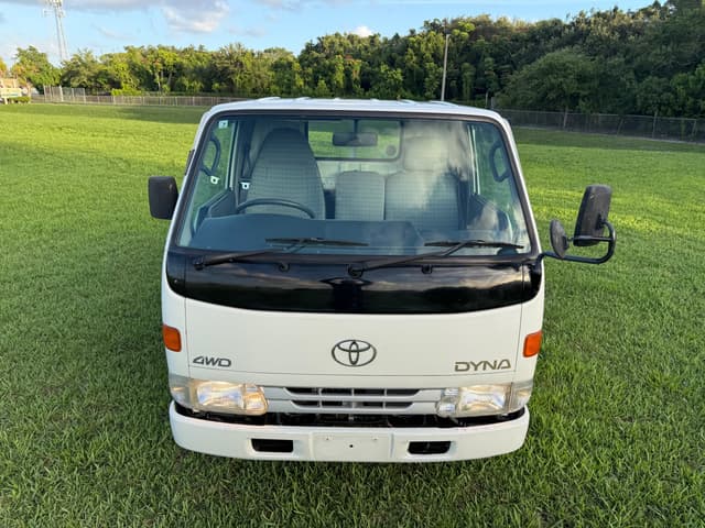 1999 Toyota Dyna JDM car for sale — photo 3 of 24
