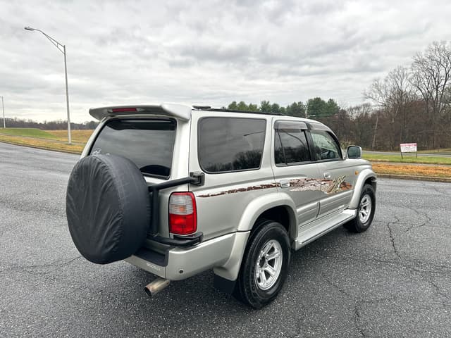 1998 Toyota Hilux Surf JDM car for sale — photo 8 of 10