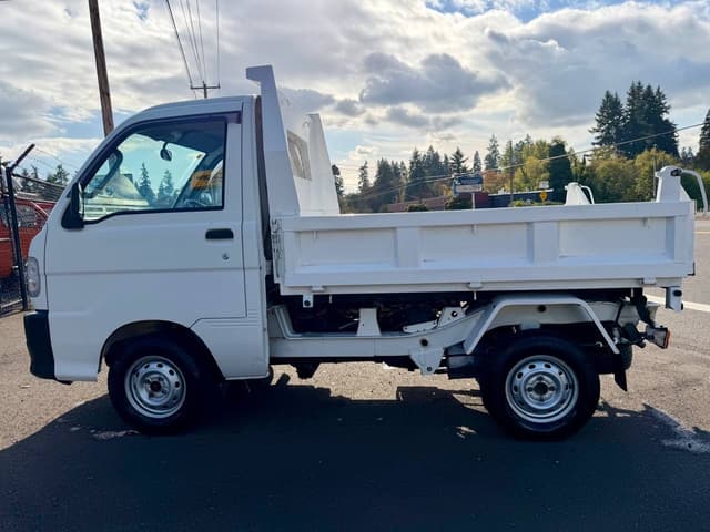 1999 Daihatsu Hijet JDM car for sale — photo 8 of 25