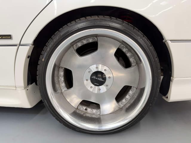 1996 Toyota Aristo JDM car for sale — photo 21 of 25