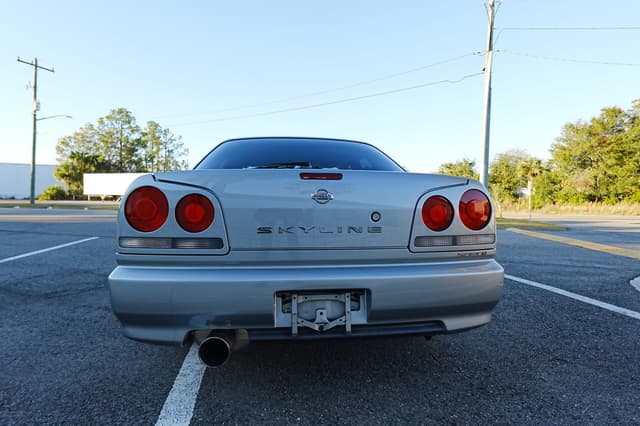 1998 Nissan Skyline JDM car for sale — photo 6 of 17