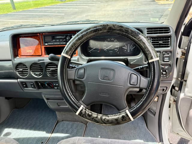 1999 Honda Stepwagon JDM car for sale — photo 12 of 19