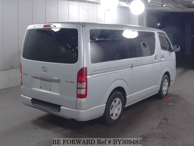 2009 Toyota HiAce JDM car for sale — photo 2 of 6