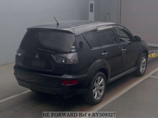 2010 Mitsubishi Outlander JDM car for sale — photo 2 of 2