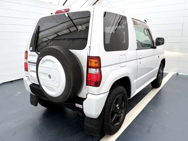 2001 Mitsubishi Pajero Mini JDM car for sale — photo 5 of 25