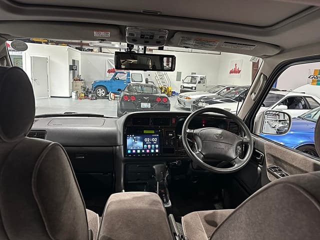 1999 Toyota HiAce JDM car for sale — photo 14 of 14