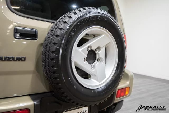 1998 Suzuki Jimny JDM car for sale — photo 25 of 25