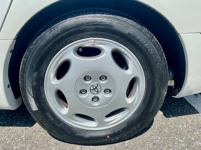 2001 Toyota Celsior JDM car for sale — photo 16 of 25