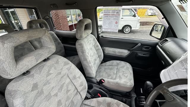 1999 Suzuki Jimny JDM car for sale — photo 6 of 6