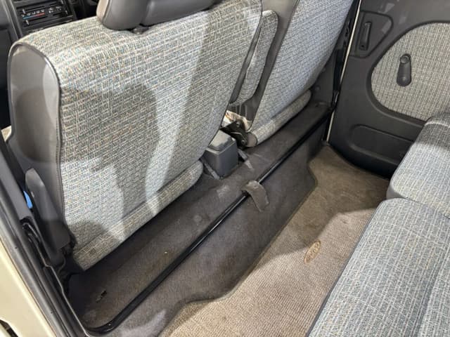 1993 Mitsubishi Minicab JDM car for sale — photo 24 of 25