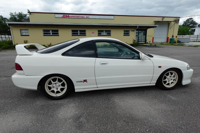 1997 Honda Integra JDM car for sale — photo 11 of 18