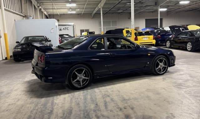 2000 Nissan Skyline JDM car for sale — photo 8 of 25