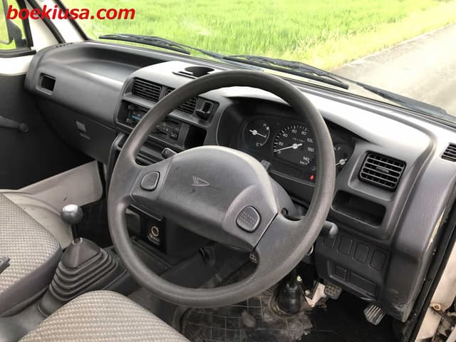 1999 Daihatsu Hijet JDM car for sale — photo 13 of 22