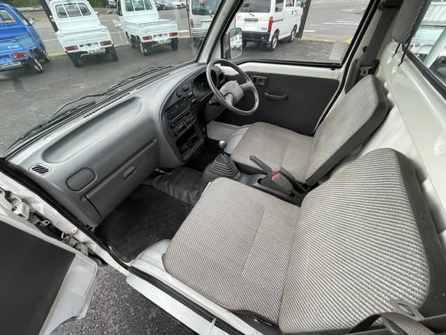 1998 Daihatsu Hijet JDM car for sale — photo 22 of 25