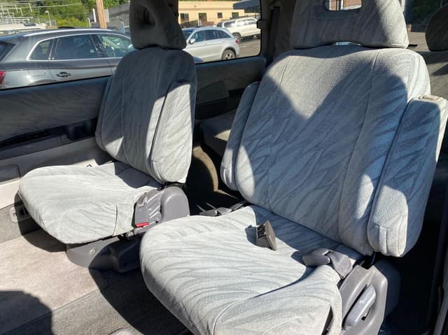 1994 Mitsubishi Delica JDM car for sale — photo 11 of 16