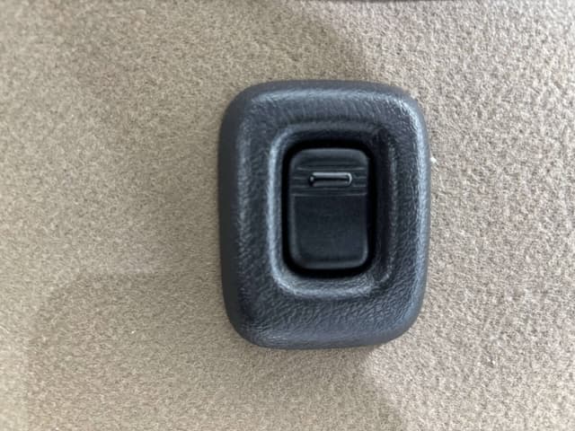 2001 Daihatsu Mira JDM car for sale — photo 22 of 25