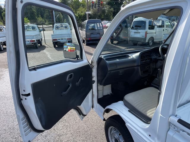1997 Suzuki Carry JDM car for sale — photo 22 of 25