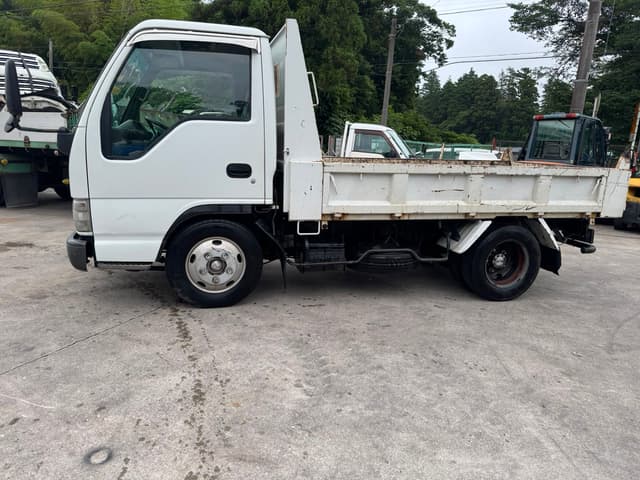 1998 Isuzu Elf JDM car for sale — photo 4 of 14