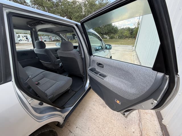 1997 Honda Odyssey JDM car for sale — photo 17 of 23