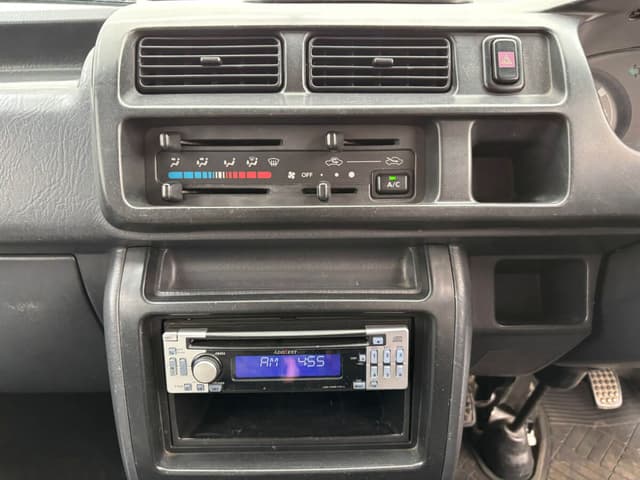 2001 Daihatsu Hijet JDM car for sale — photo 13 of 25