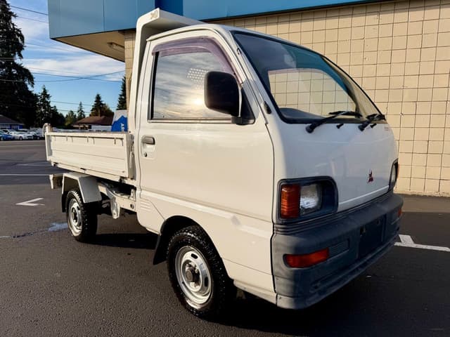 1995 Mitsubishi Minicab JDM car for sale — photo 4 of 25