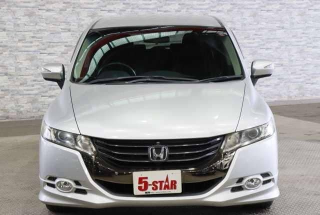 2011 Honda Odyssey JDM car for sale — photo 3 of 12
