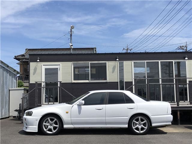 1998 Nissan Skyline JDM car for sale — photo 10 of 25