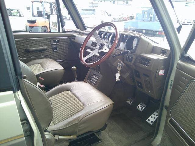 1990 Mitsubishi Pajero JDM car for sale — photo 13 of 20
