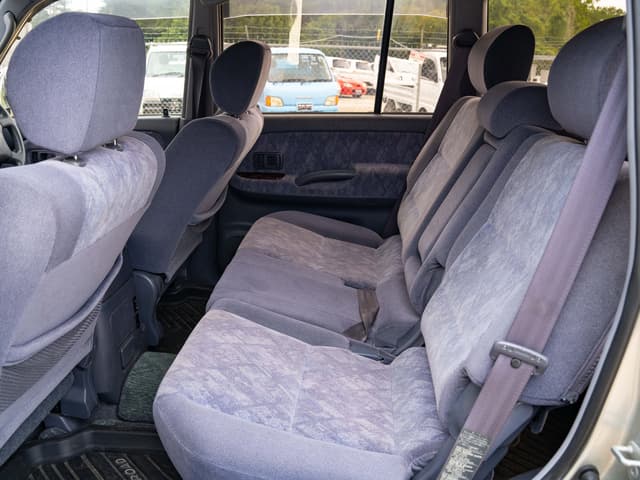 2000 Toyota Land Cruiser Prado JDM car for sale — photo 12 of 16