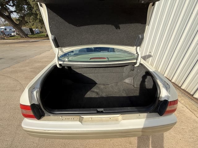 1996 Toyota Crown JDM car for sale — photo 14 of 21