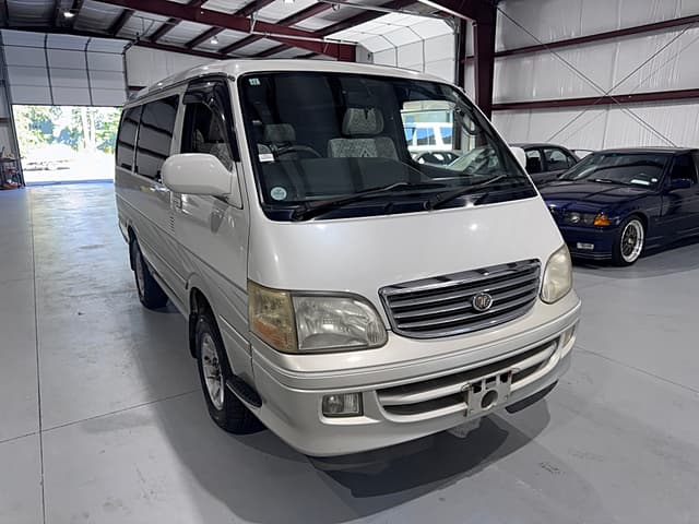1999 Toyota HiAce JDM car for sale — photo 9 of 25
