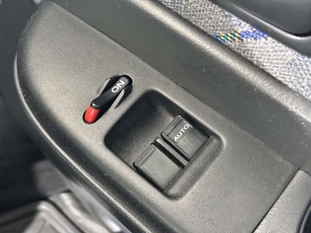 2001 Honda Vamos JDM car for sale — photo 16 of 25