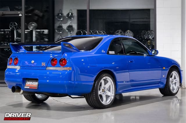 1996 Nissan Skyline JDM car for sale — photo 10 of 25