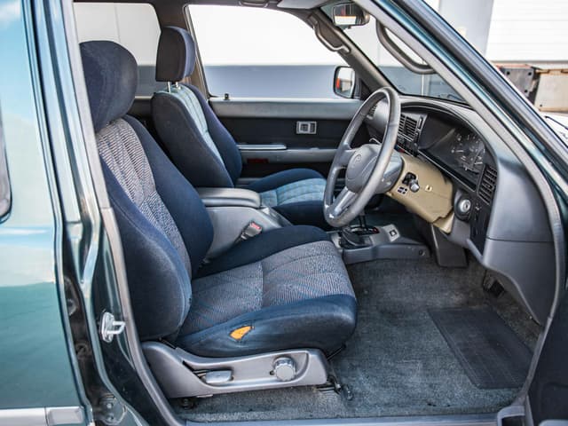 1995 Toyota Hilux Surf JDM car for sale — photo 12 of 24