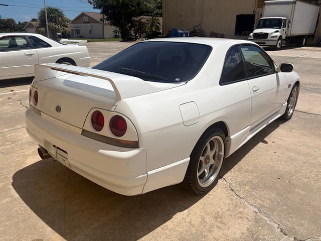 1996 Nissan Skyline JDM car for sale — photo 8 of 18