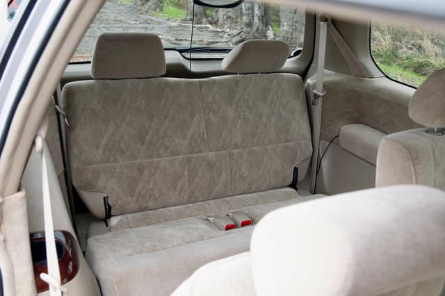 2000 Honda Odyssey JDM car for sale — photo 16 of 19
