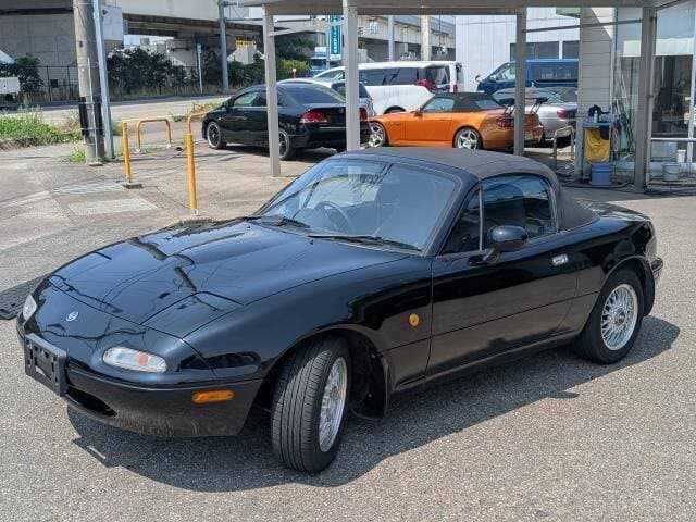 1994 Mazda Roadster (Eunos Roadster / MX-5) JDM car for sale — photo 17 of 20