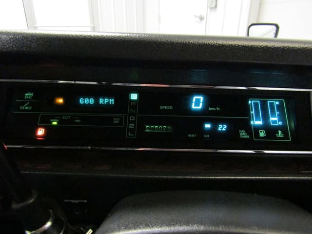 1991 Toyota Century JDM car for sale — photo 18 of 25