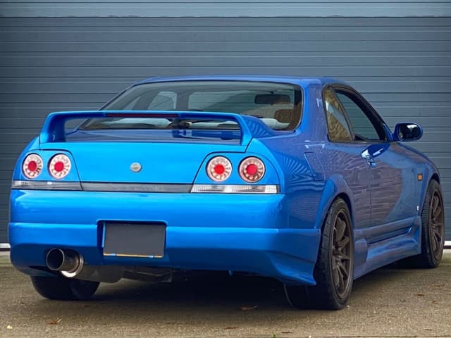 1995 Nissan Skyline JDM car for sale — photo 9 of 25