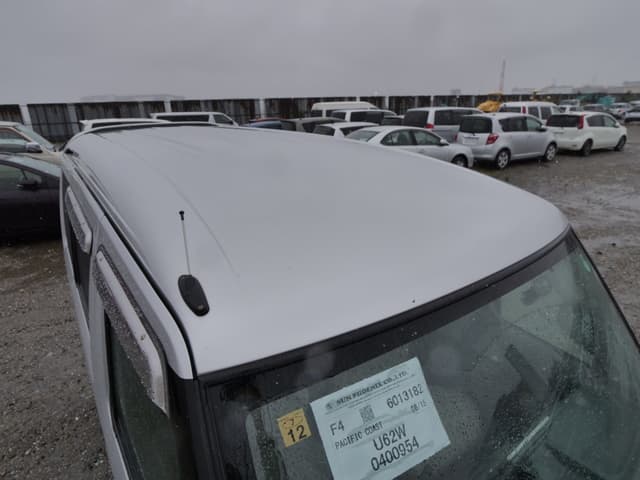 2002 Mitsubishi Town Box JDM car for sale — photo 13 of 25