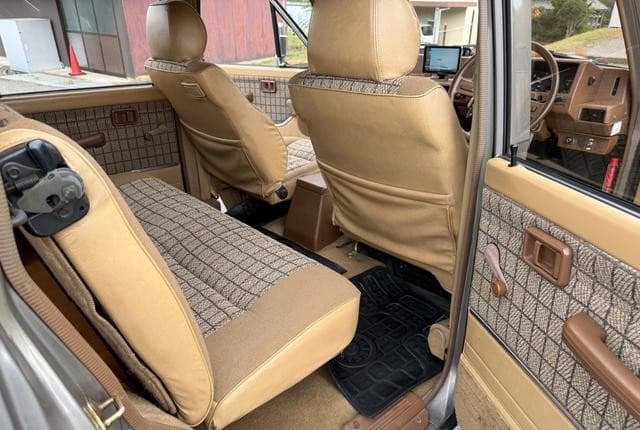 1986 Nissan Safari JDM car for sale — photo 22 of 25