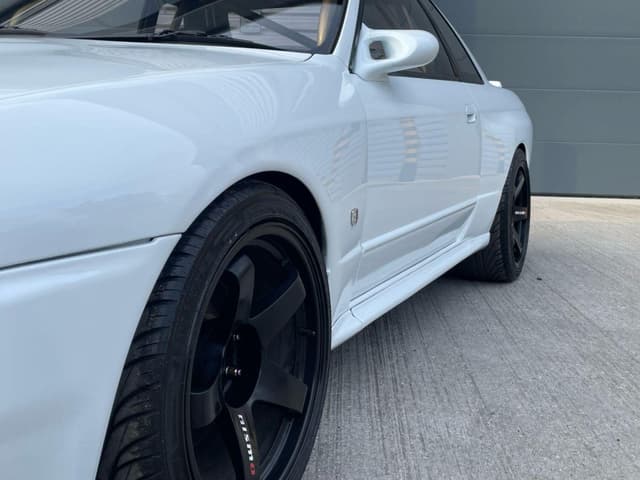 1991 Nissan Skyline JDM car for sale — photo 4 of 25