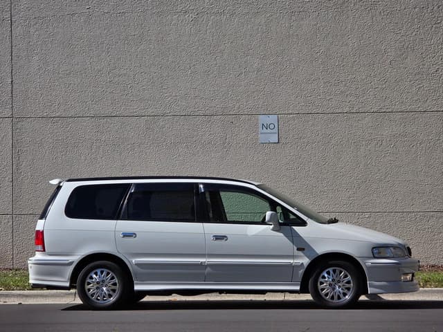 1997 Honda Odyssey JDM car for sale — photo 2 of 10