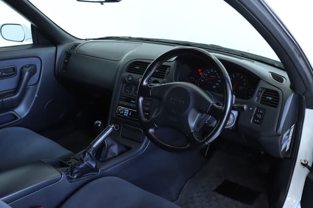 1996 Nissan Skyline JDM car for sale — photo 7 of 10
