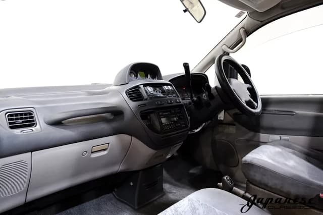 1994 Mitsubishi Delica JDM car for sale — photo 9 of 25