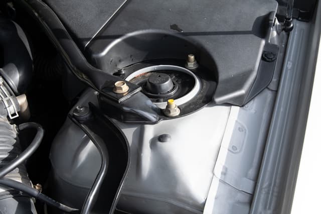 2001 Nissan Cima JDM car for sale — photo 12 of 15